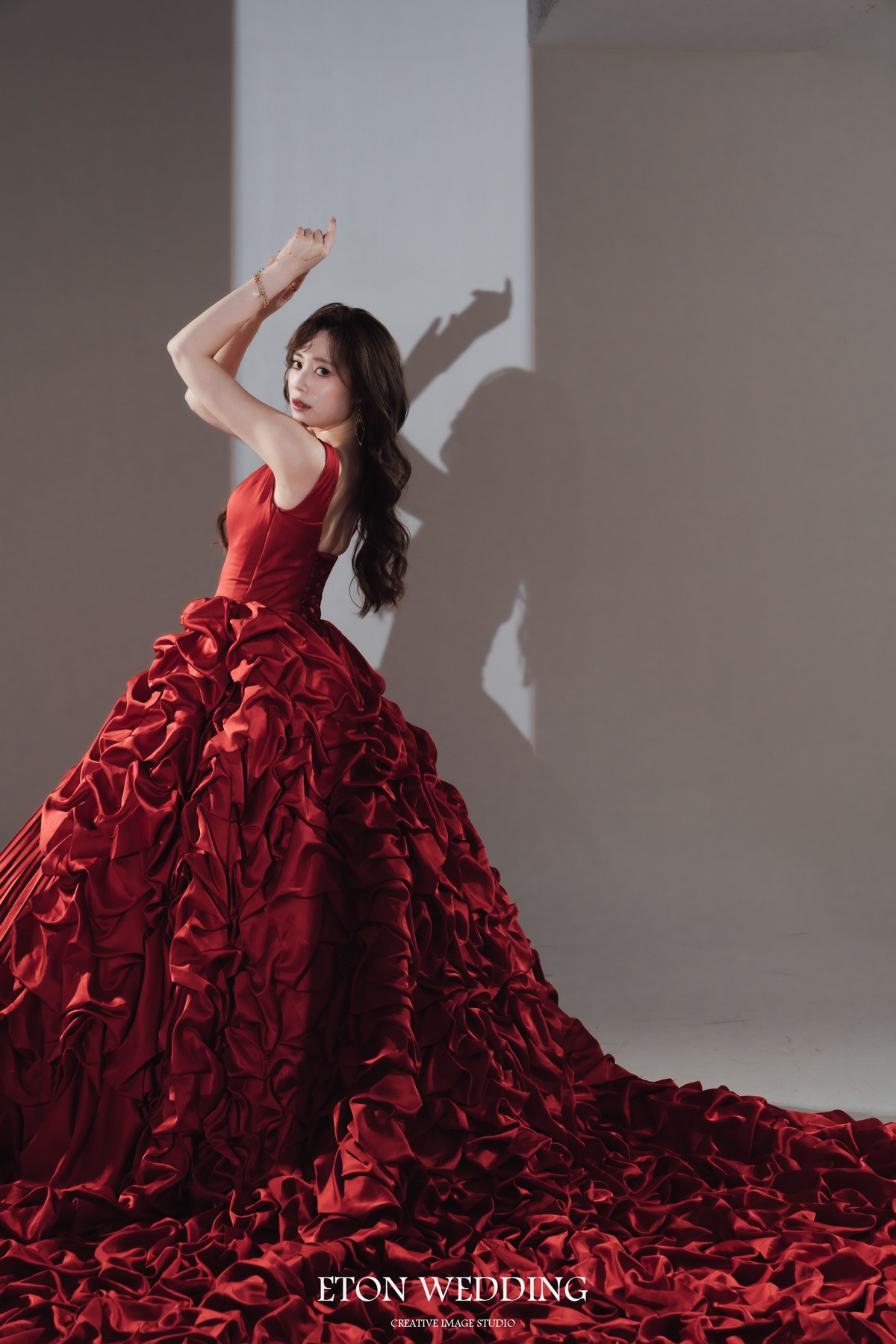 12星座婚紗,命定婚紗,12星座禮服,星座婚紗推薦,2026婚紗趨勢,婚紗禮服挑選,星座性格婚紗,婚紗照風格,挑婚紗攻略,星座美學,夢幻婚紗,個性婚紗,台北婚紗推薦,婚紗工作室,婚紗攝影